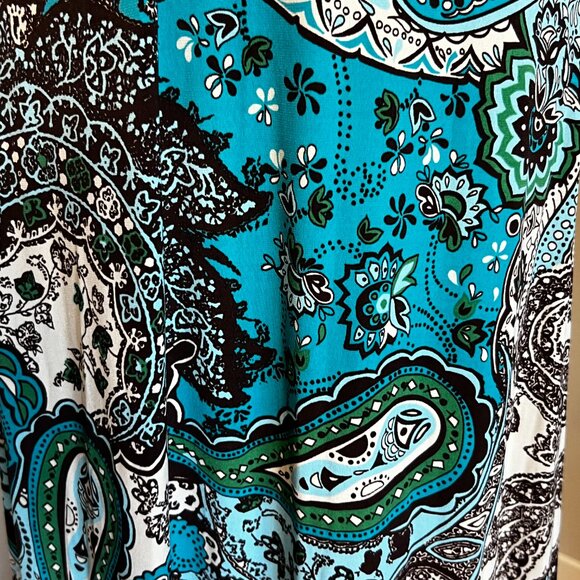 V-neck Turquoise & Green Halter Maxi Dress - Picture 6 of 7